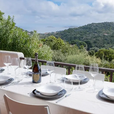 Porto Cervoincantevole Vista Sul Golfo Del Pevero Appartement Abbiadori